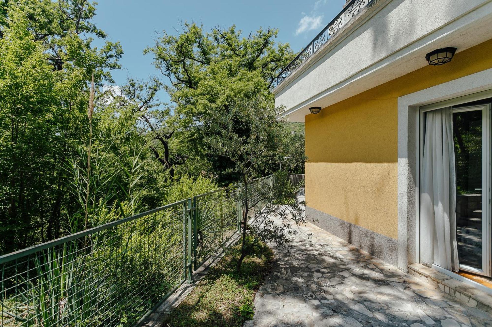 Poolside Apartments Miljan I Ranko 헤르섹 객실 사진